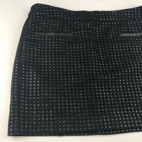Gap Black Mini Skirt Cotton Blend Textured Faux Leather Size 6 - Picture 2 of 13